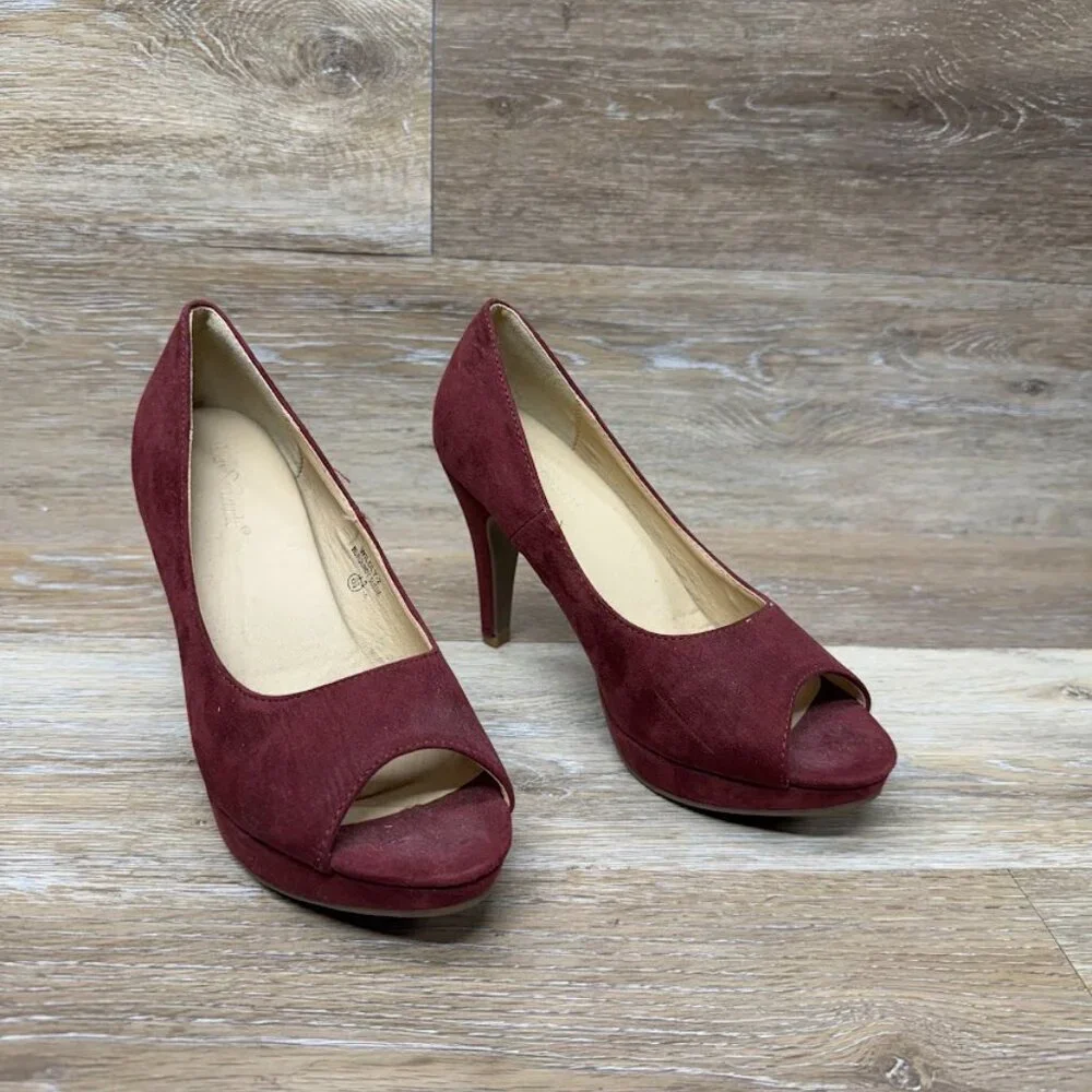 Lov Mark Wildly Burgundy Suede Peep Toe Pumps Women's Size 6.5
